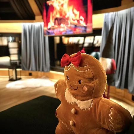 Heavenly - Niebianskie Nyaraló *